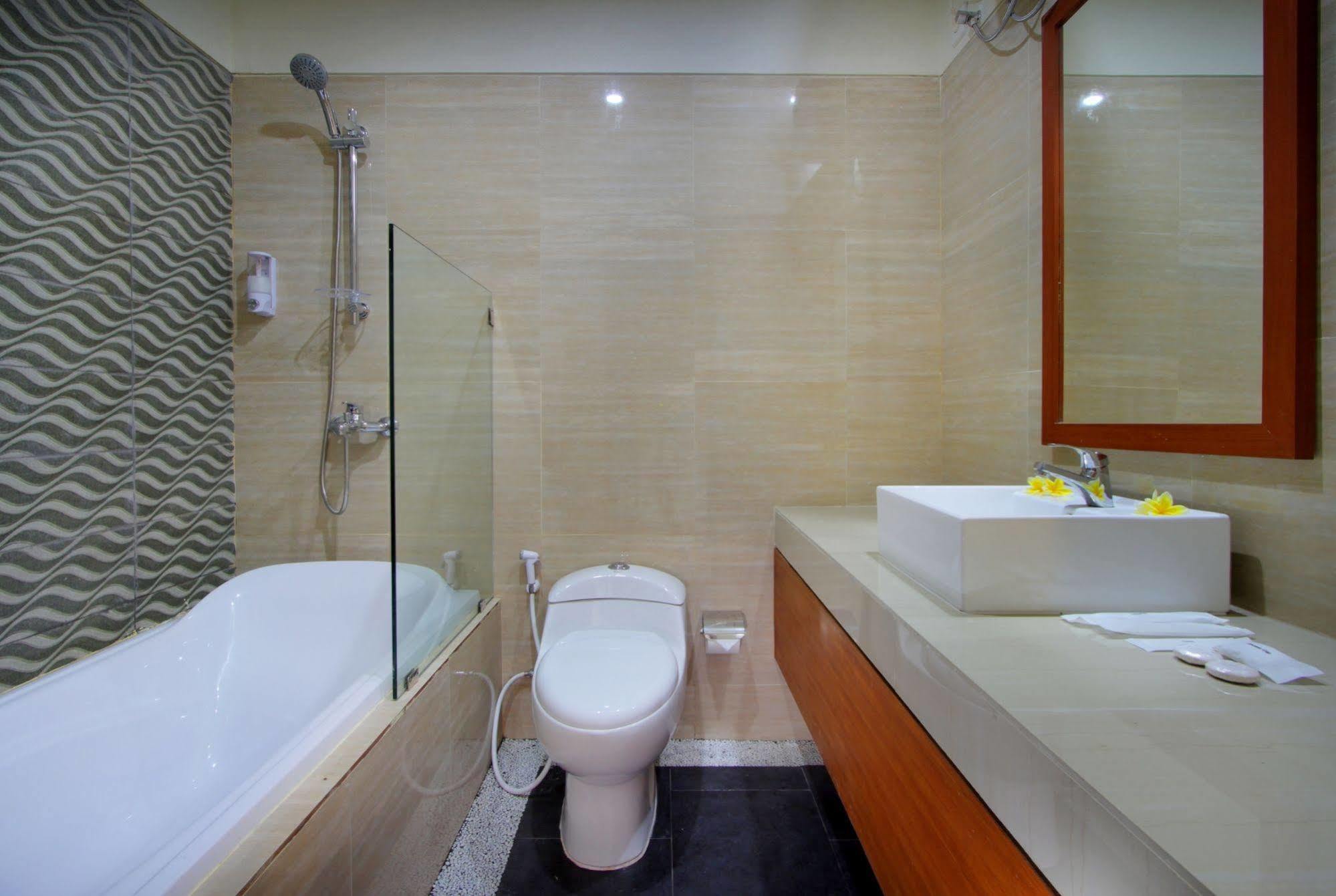 Umah Bali Suites And Residence Denpasar Extérieur photo