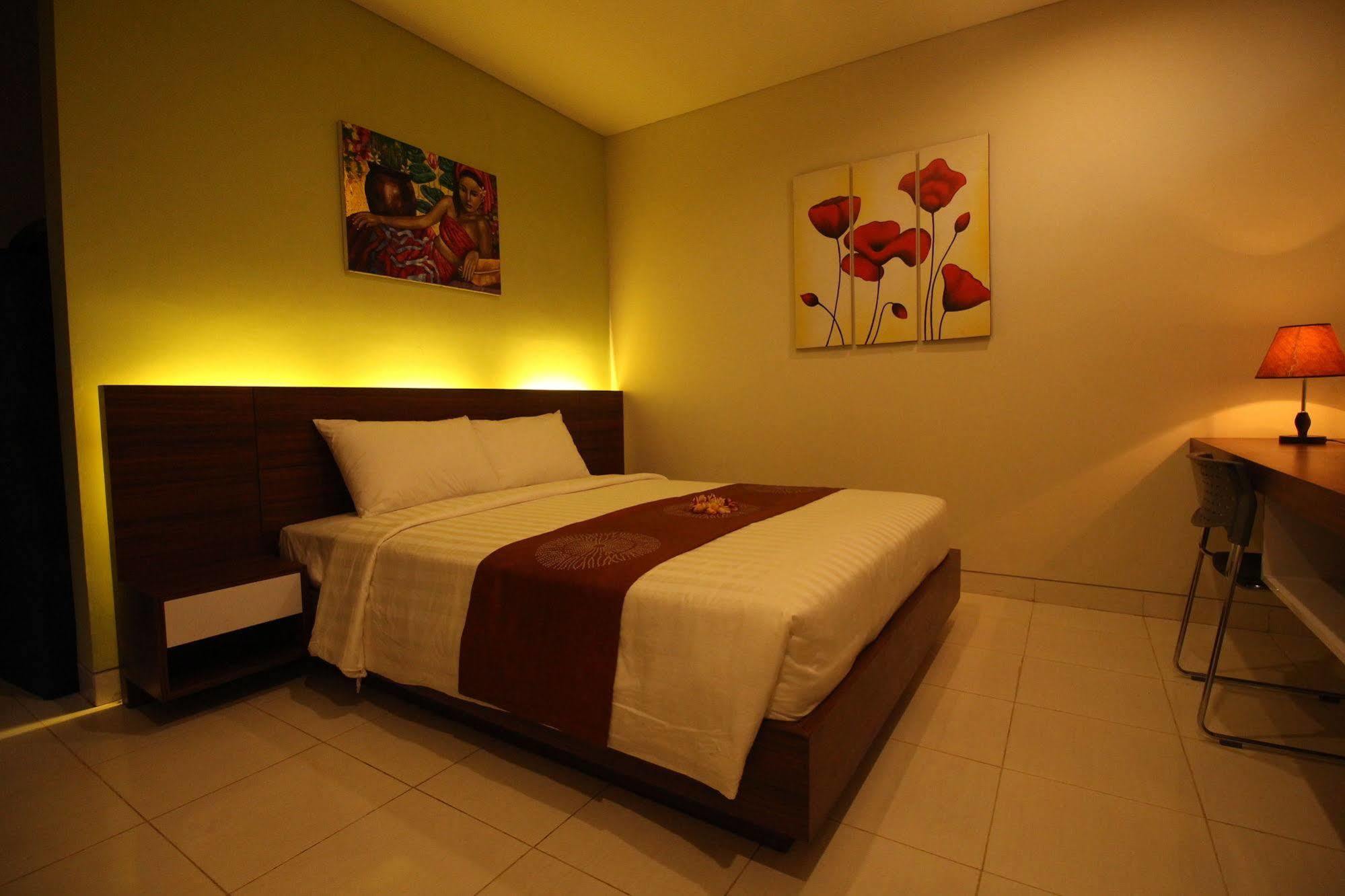 Umah Bali Suites And Residence Denpasar Extérieur photo
