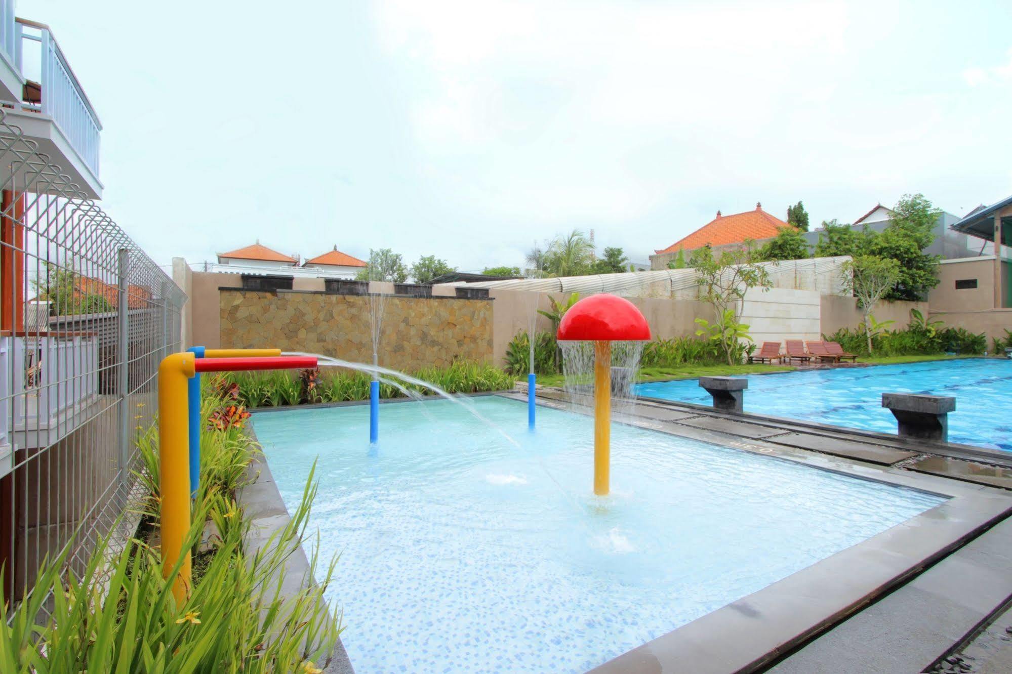 Umah Bali Suites And Residence Denpasar Extérieur photo